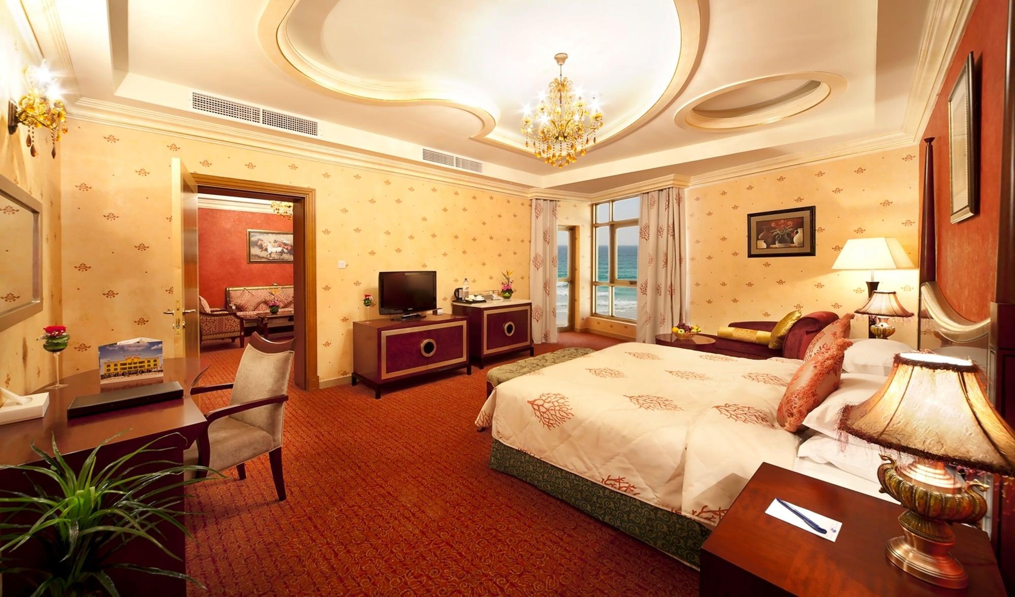 ซาฮารา บีช รีสอร์ต แอนด์ สปา Hotel ชาร์จาห์ ภายนอก รูปภาพ A suite at the hotel