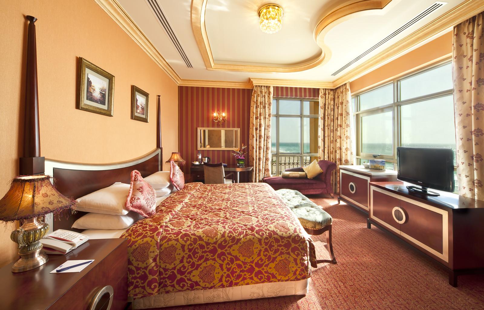 ซาฮารา บีช รีสอร์ต แอนด์ สปา Hotel ชาร์จาห์ ภายนอก รูปภาพ A room at the hotel