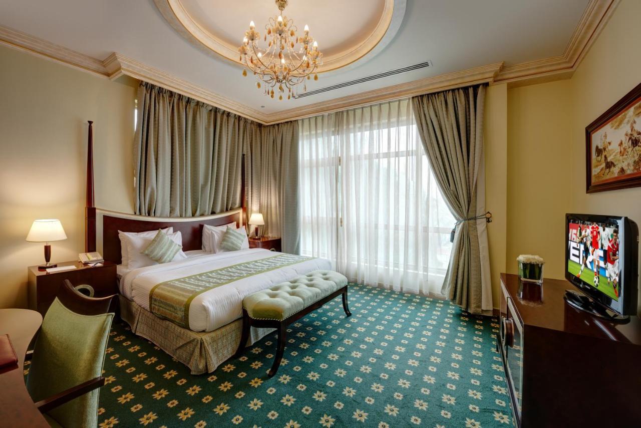 ซาฮารา บีช รีสอร์ต แอนด์ สปา Hotel ชาร์จาห์ ภายนอก รูปภาพ A bedroom at the hotel