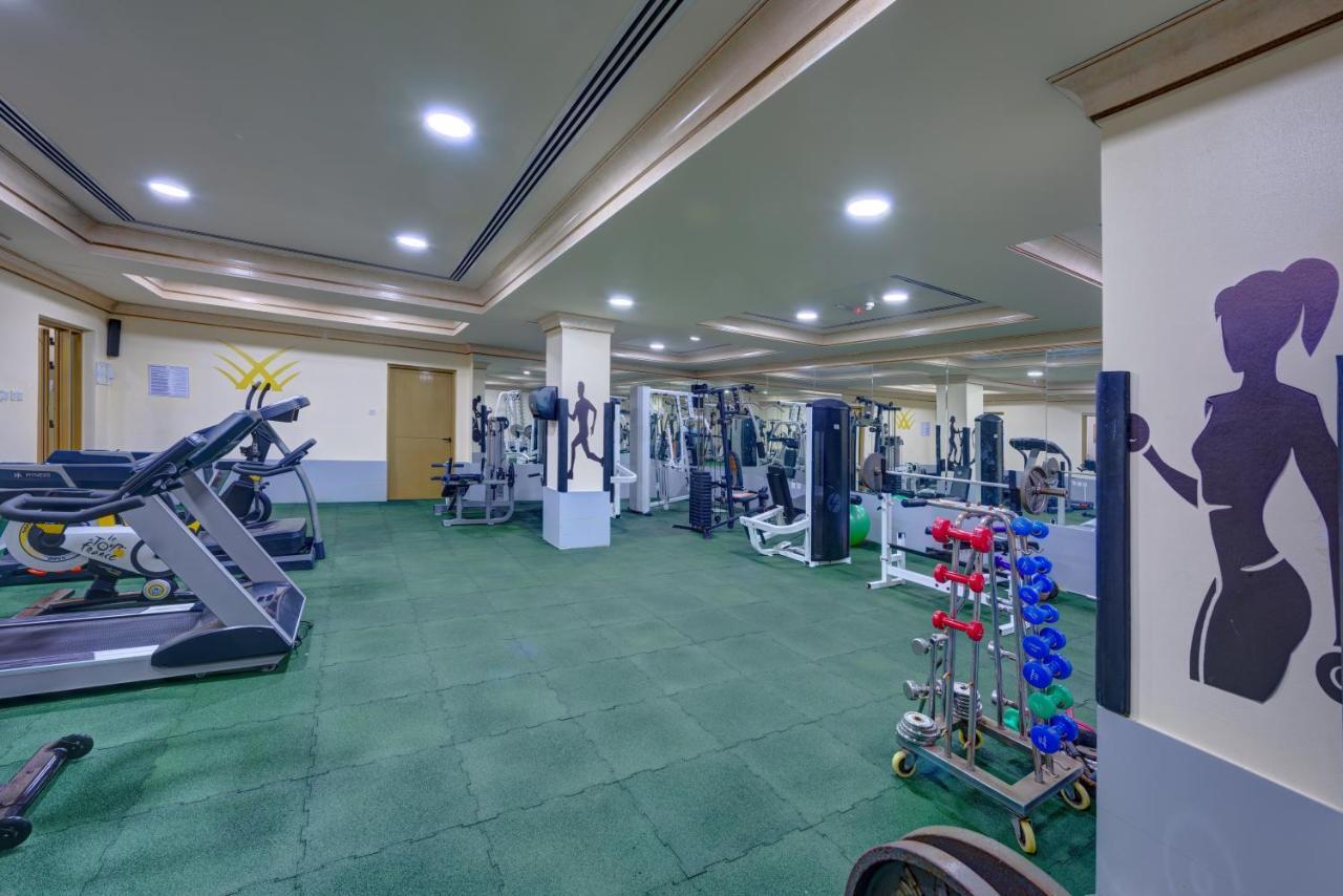 ซาฮารา บีช รีสอร์ต แอนด์ สปา Hotel ชาร์จาห์ ภายนอก รูปภาพ The gym at the hotel